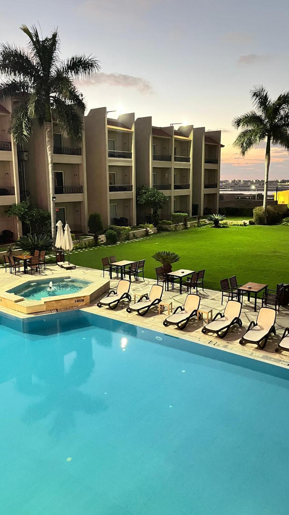 Panacea Suites Hotel Borg El Arab Bagian luar foto