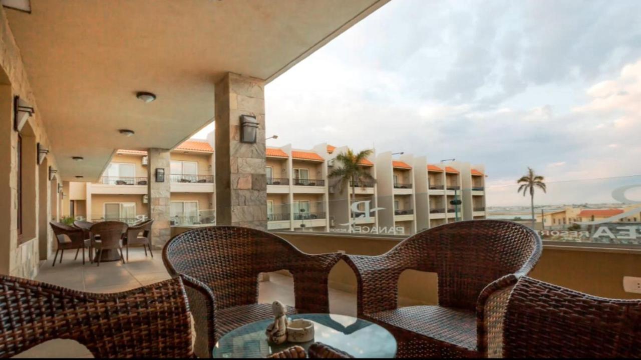 Panacea Suites Hotel Borg El Arab Bagian luar foto