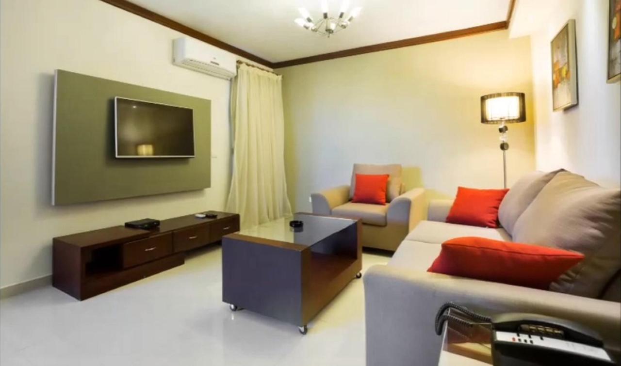 Panacea Suites Hotel Borg El Arab Bagian luar foto