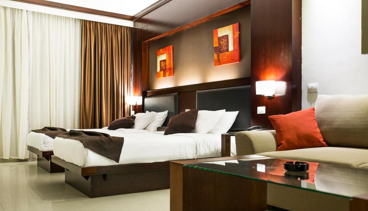 Panacea Suites Hotel Borg El Arab Bagian luar foto